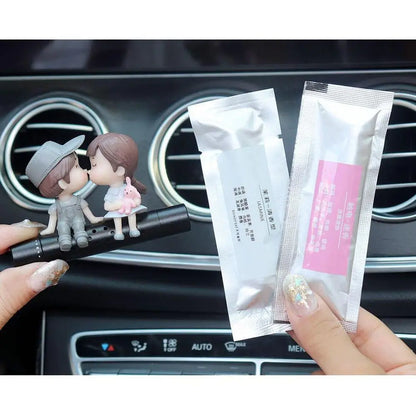 Lovely Couple Girl Boy Figurines Perfume Clip Car Air Vent Freshener Scent Aromas Diffuser Decor Auto Interior Accessories