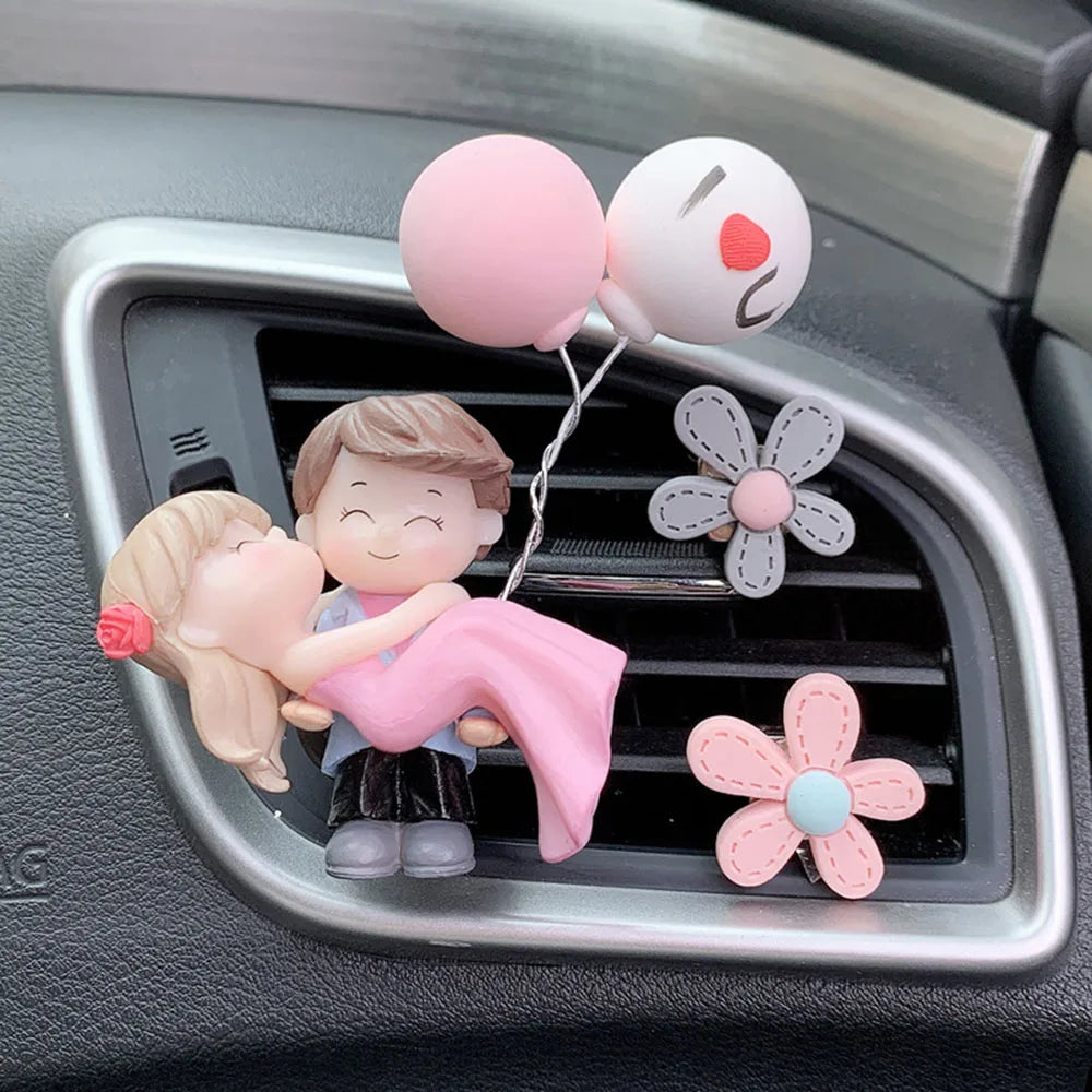 Lovely Couple Girl Boy Figurines Perfume Clip Car Air Vent Freshener Scent Aromas Diffuser Decor Auto Interior Accessories