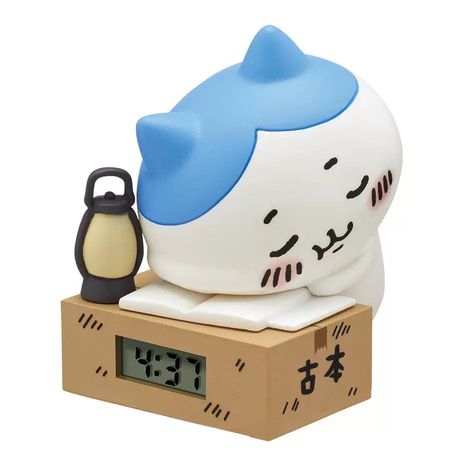 Authentic Chiikawa Qitan Self-Deprecating Xiong Jiikawa Clock Blind Box Capsule Toy 1st Pop-up Generation Small Eight Ornaments