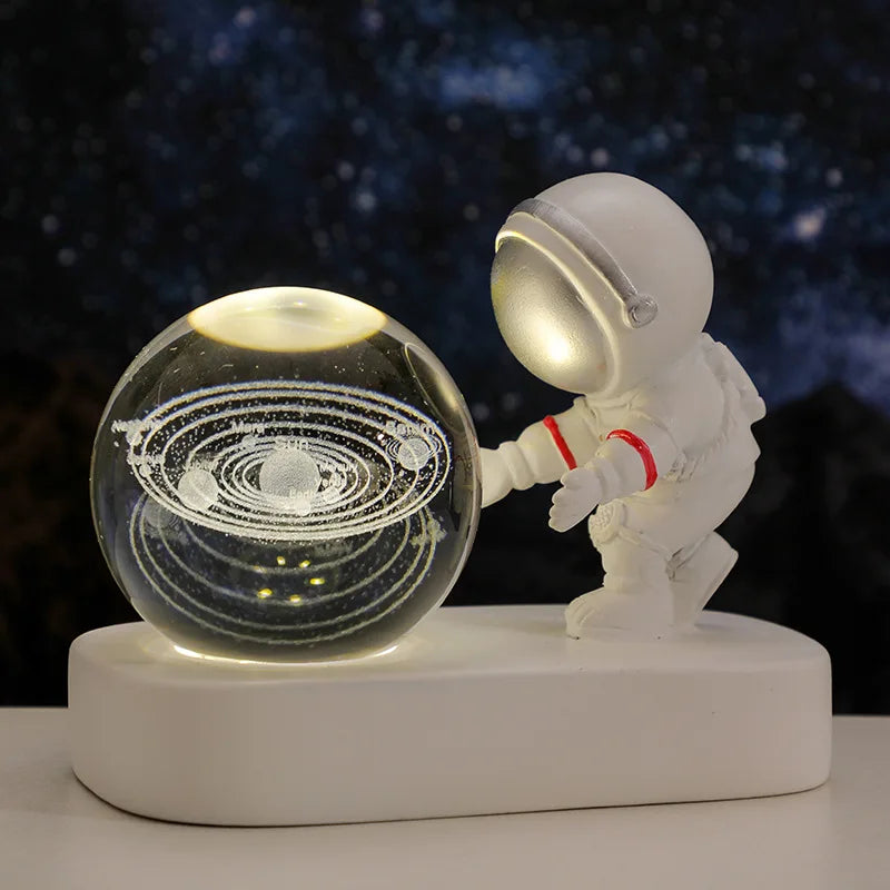 LED Lunar Astronaut Night Light with Crystal Ball Illumination Base, Desktop Decoration, Room Gift, Bedroom Decoration Moon Lamp