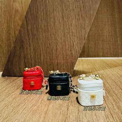 2024 Hot Labubu Small Perfume Diamond Everyday Bag Doll Accessories Cute Peripheral Without Strawberry Stickers Doll Special