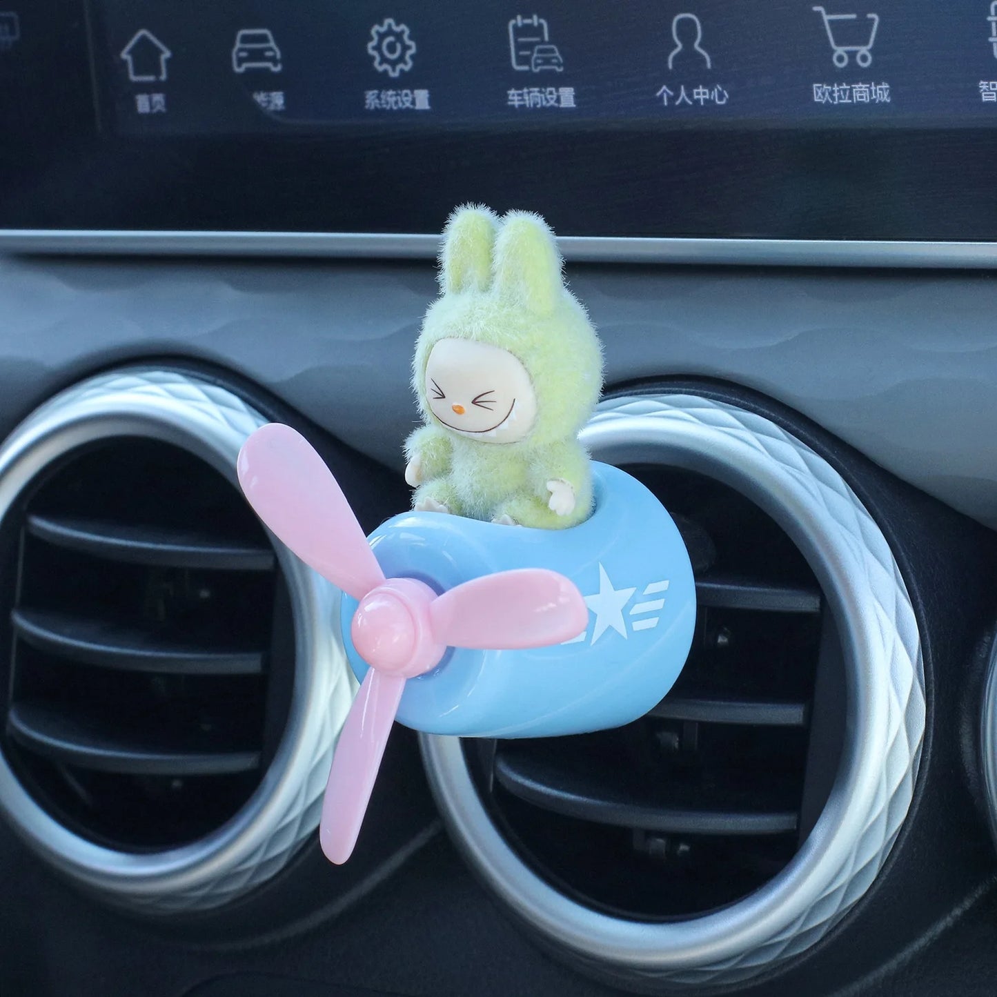 2024 New Anime Labubu Grip Action Creative Aromatherapy Car Interior Air Outlet Mini Airplane Cartoon Decoration New Year Gift