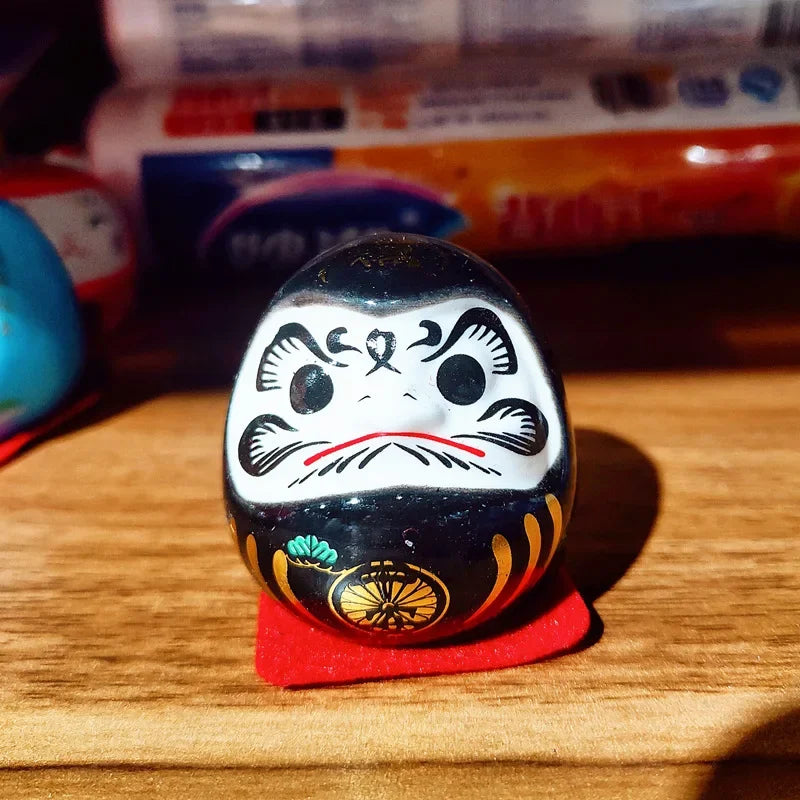 Japanese Ceramic Daruma Crafts Cartoon Lucky Cat Fortune Ornament Landscape Home Decor Accessories Gifts Living Room Decoration