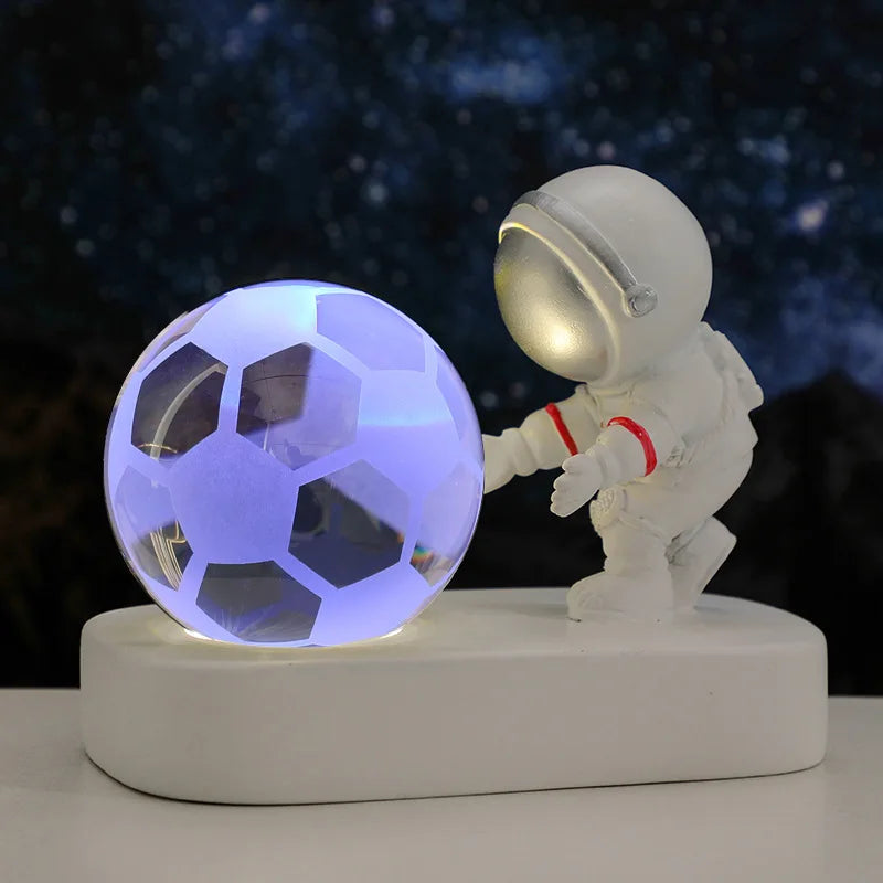 LED Lunar Astronaut Night Light with Crystal Ball Illumination Base, Desktop Decoration, Room Gift, Bedroom Decoration Moon Lamp