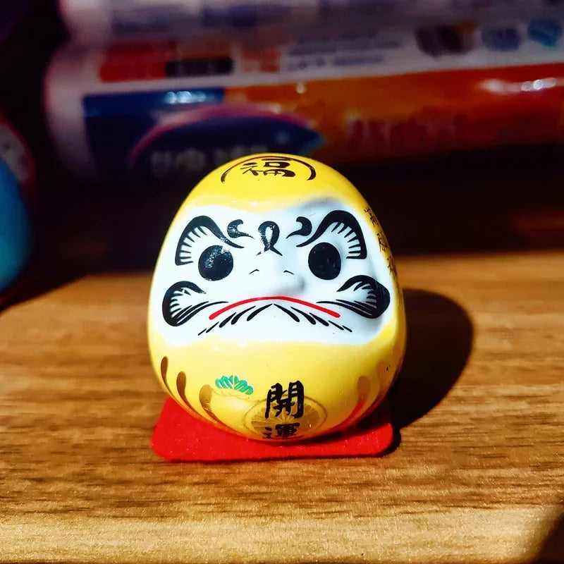 Japanese Ceramic Daruma Crafts Cartoon Lucky Cat Fortune Ornament Landscape Home Decor Accessories Gifts Living Room Decoration