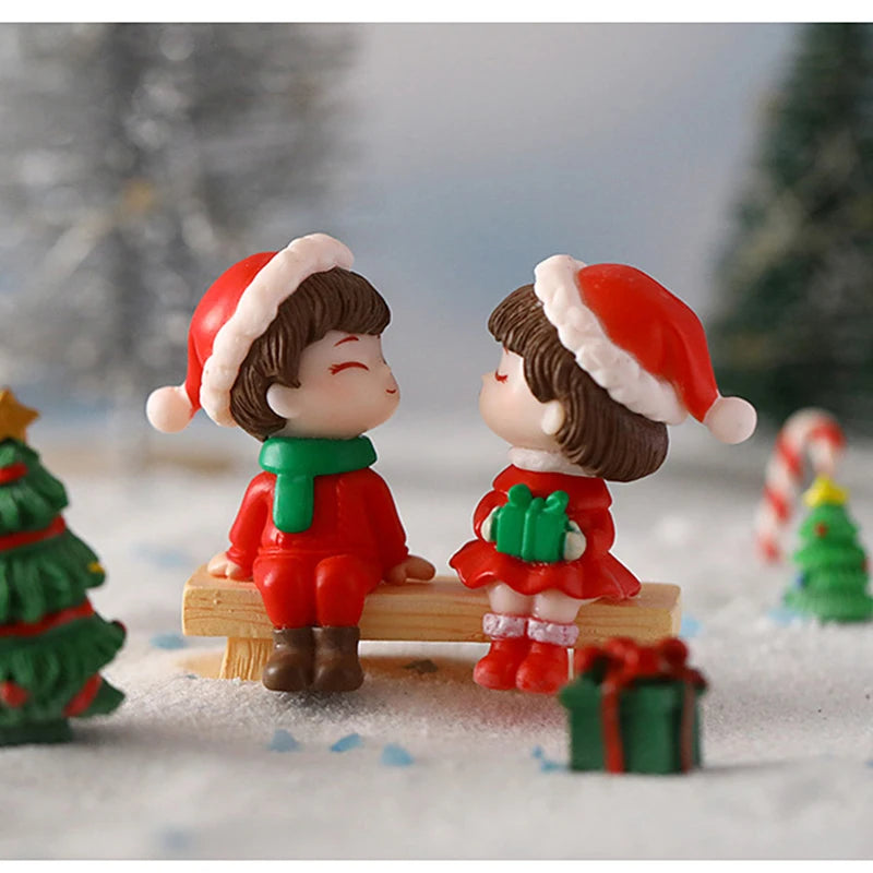 Mini Sweety Lovers Christmas Couple Figurine For Fairy Garden Figurines Miniature Landscape Home Decoration Car Accessories