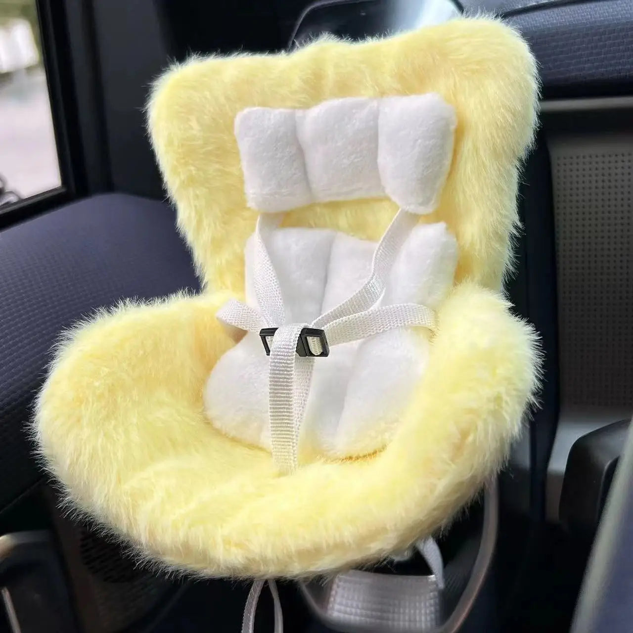 new 15-17cm doll Seat  Labubu Doll Safety Seat Cute Doll Air Outlet Aromatherapy decoration high-grade Car Interior Decoration