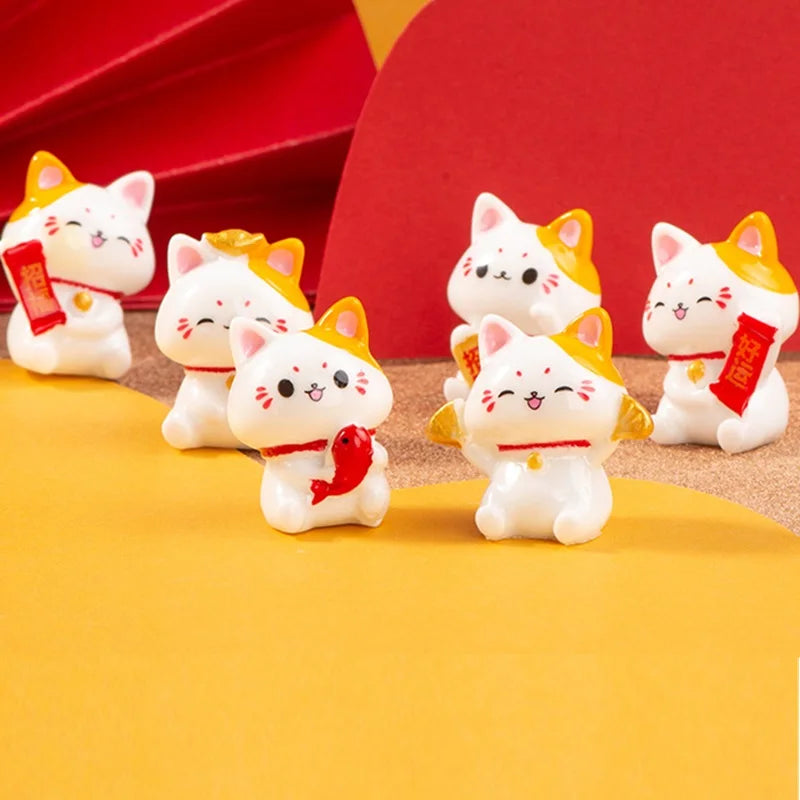 1/6Pcs Lucky Cat Micro Landscape Decoration Mini Figurines Cartoon Cats Potted Landscaping Ornaments Creative Mascot Car Decor