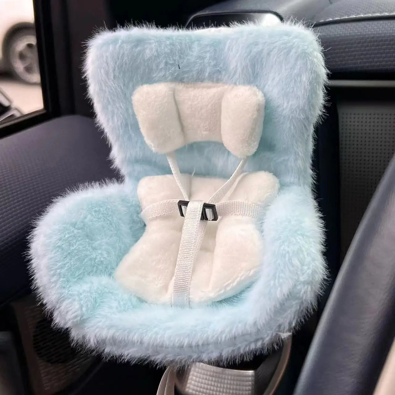 new 15-17cm doll Seat  Labubu Doll Safety Seat Cute Doll Air Outlet Aromatherapy decoration high-grade Car Interior Decoration