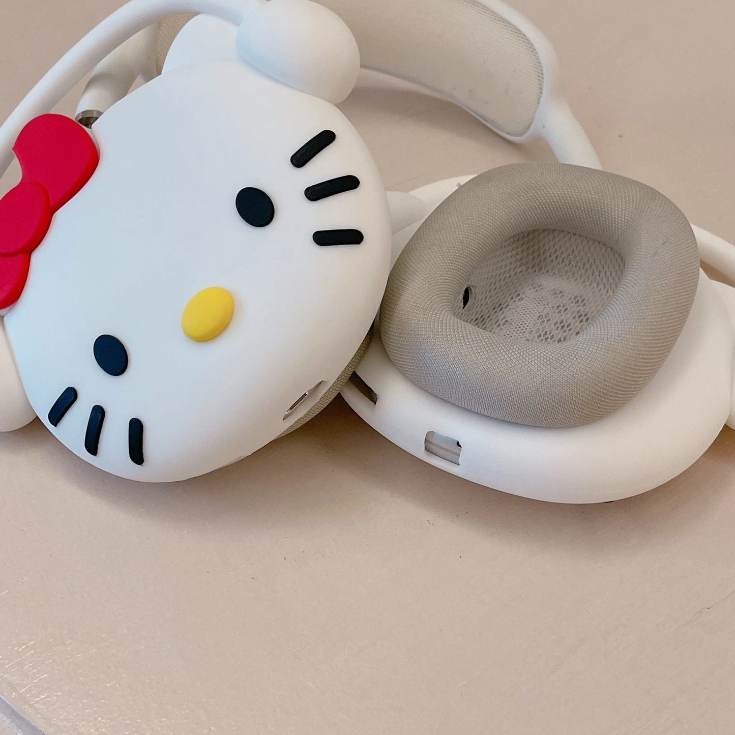 Hello Kitty Case For Airpods Max Soft Silicone Protective Case Air pods Max Anti-Scratch Shockproof Cover Headphone Accessories